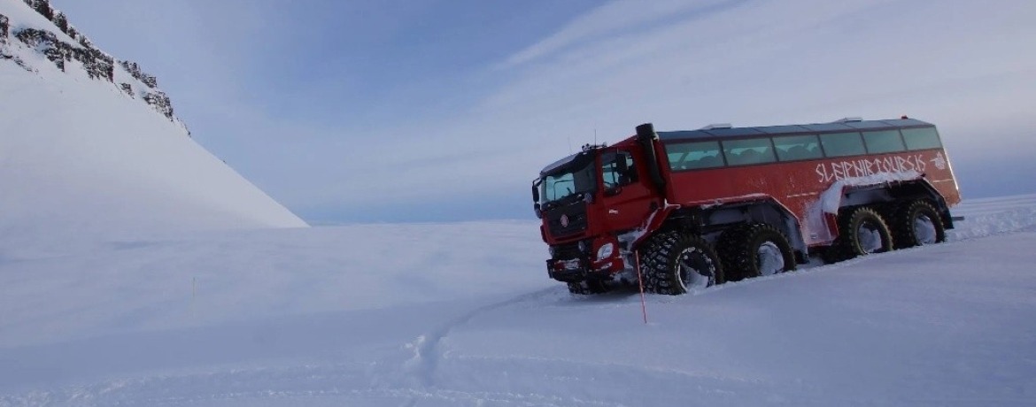 TripTrip-Islandia-4x4-Sylwester-pod-zorzą-polarną-1